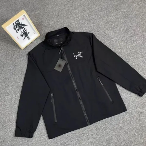 The North Face Denali 2 Fleece Jacket Black Outerwear - 11