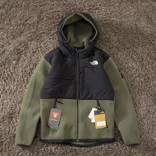 The North Face Denali 2 Fleece Jacket Black Outerwear - 19