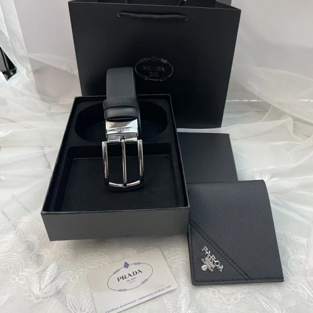 Gucci Belts GG monogram belt with Double G buckle product detail image 19