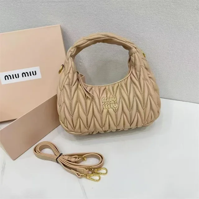 Miu Handbags YH-005 Quilted Hobo Handbag product detail image 12