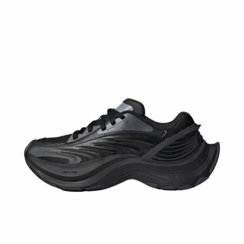 Classic Sneakers product photo 3