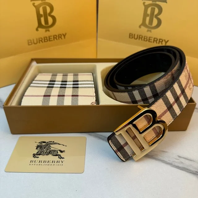 Gucci Belts GG monogram belt with Double G buckle product detail image 16