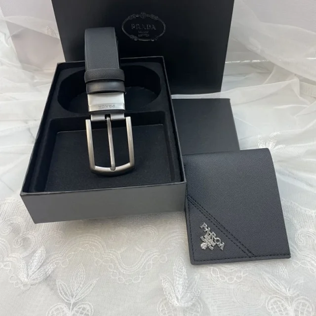 Gucci Belts GG monogram belt with Double G buckle product detail image 18