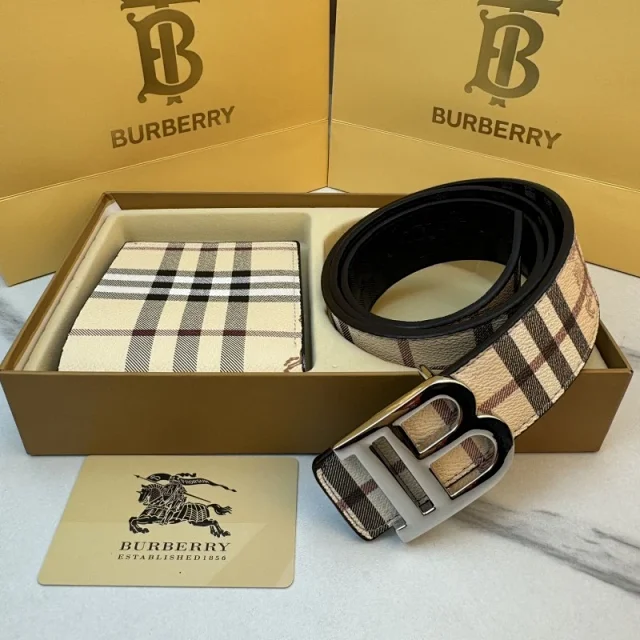 Gucci Belts GG monogram belt with Double G buckle product detail image 17