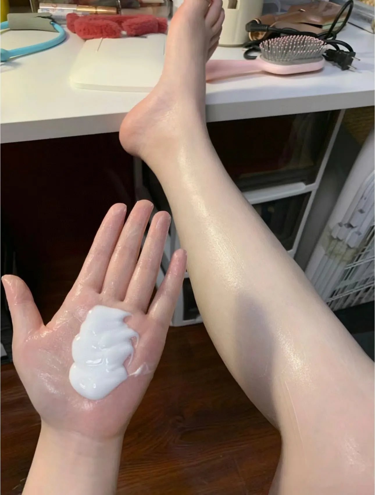 2 bottles 💰 twenty-nine point nine ‼️ One bottle=body cream+brightening cream+hand cream+perfume+antiperspirant+face cream+slimming cream [MASIKAHUA Vaseline E Double Moisturizing Body Cream] 🌟 Cheap bowl and easy to use! w03173