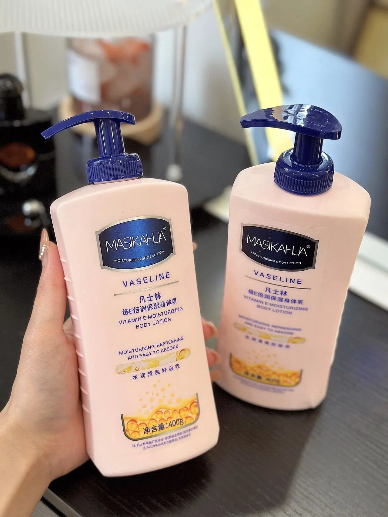 2 bottles 💰 twenty-nine point nine ‼️ One bottle=body cream+brightening cream+hand cream+perfume+antiperspirant+face cream+slimming cream [MASIKAHUA Vaseline E Double Moisturizing Body Cream] 🌟 Cheap bowl and easy to use! w03173