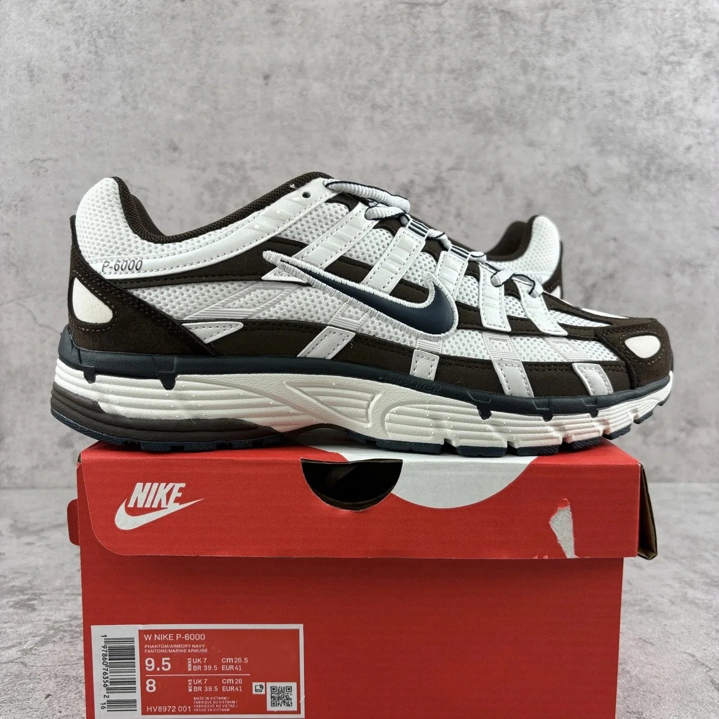 Black/White HV8972-001
