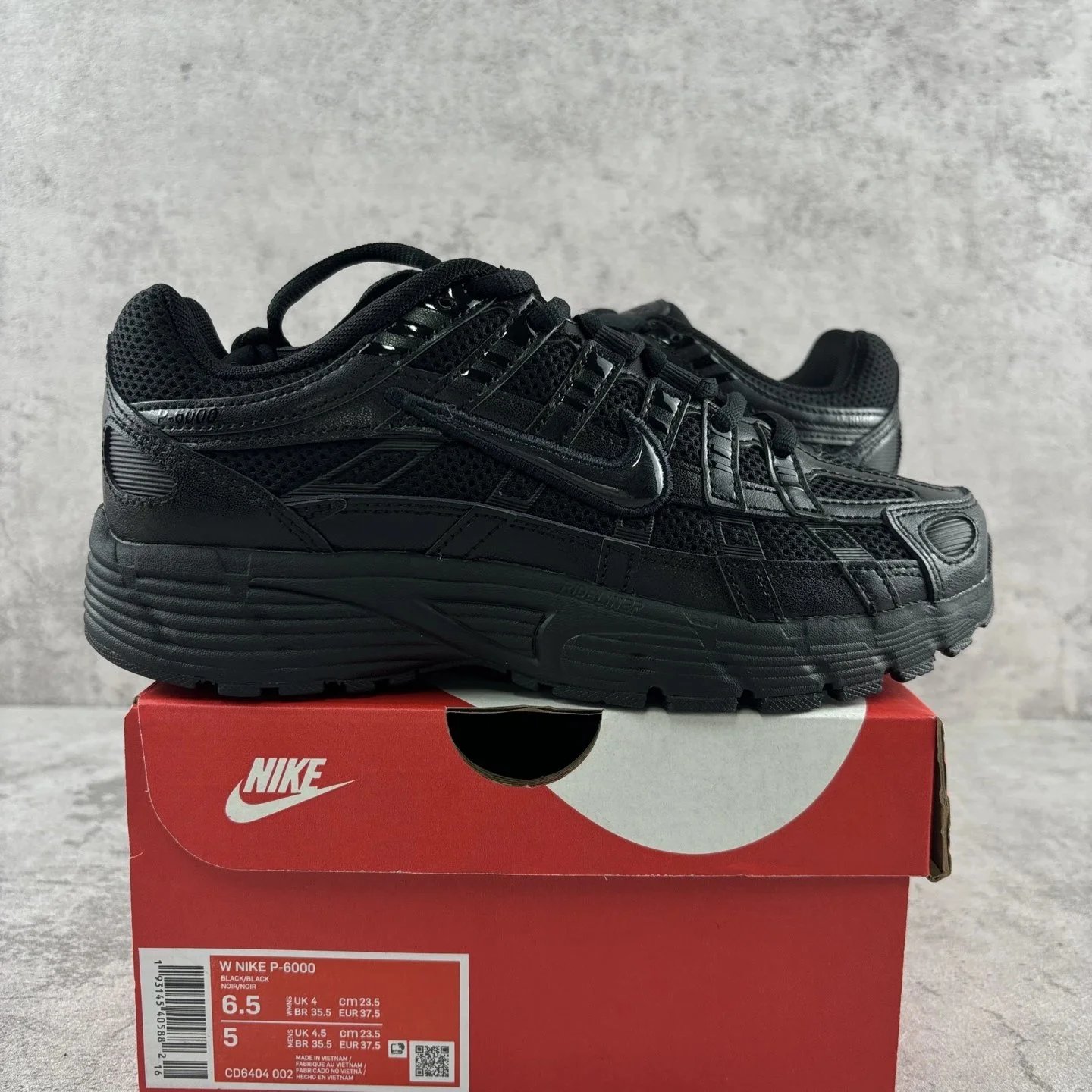 All Black CD6404-002