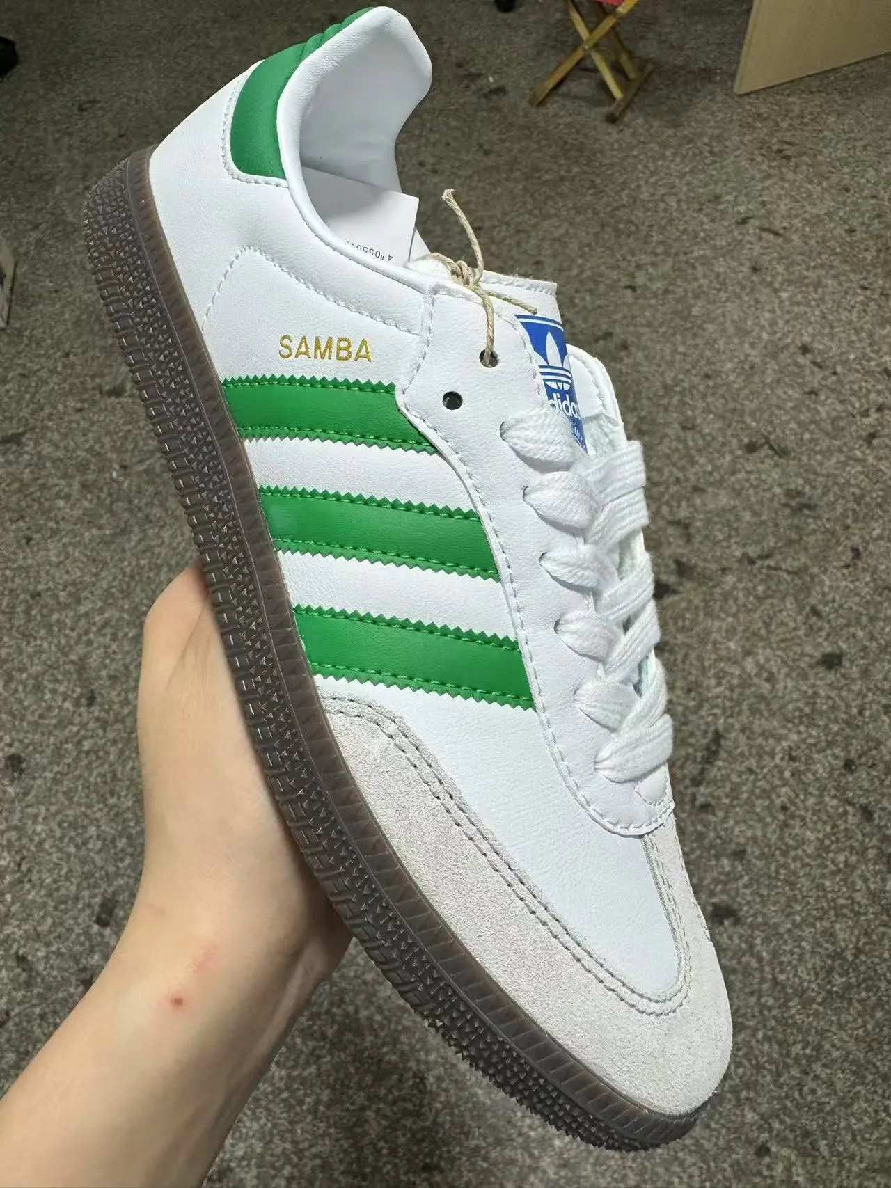 AD Samba IG1024 White Green