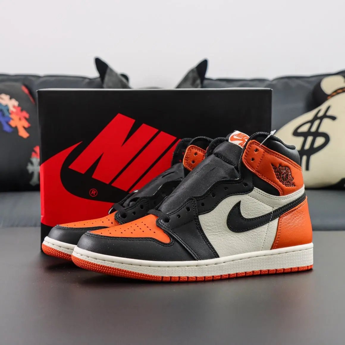470Y LJR 555088-005 Jordan Air Jordan 1