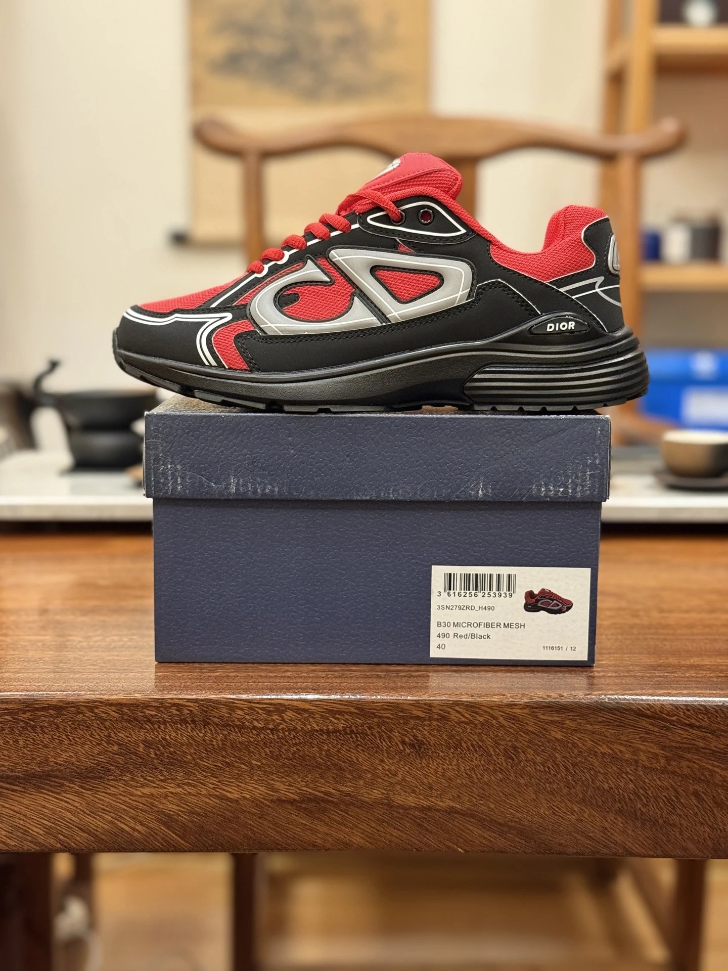 Red and Black 3SN279ZRD-H490