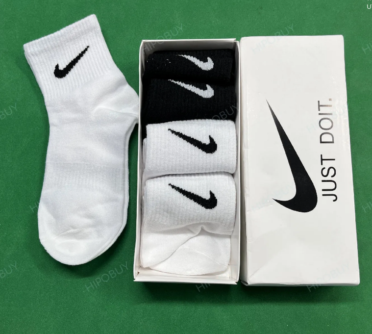 Nike Black and White Socks Set