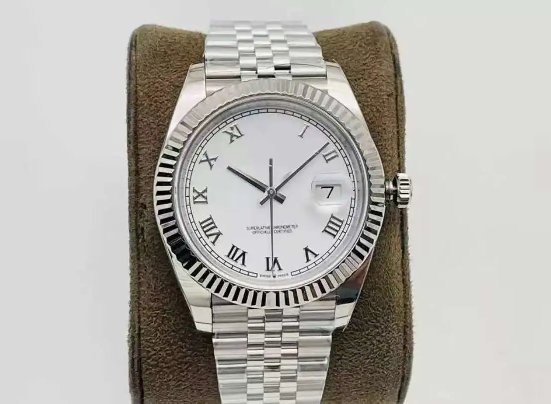 White Roman Numerals Dia