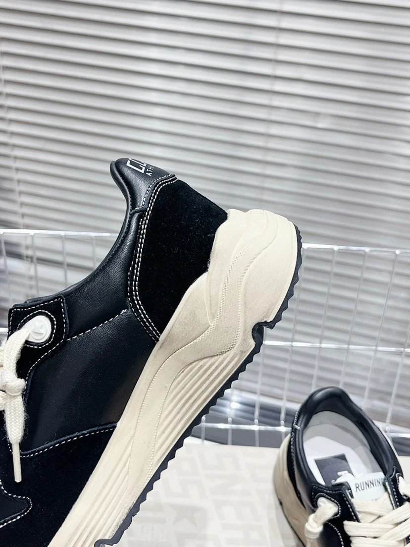 Sport Shoe photo 6
