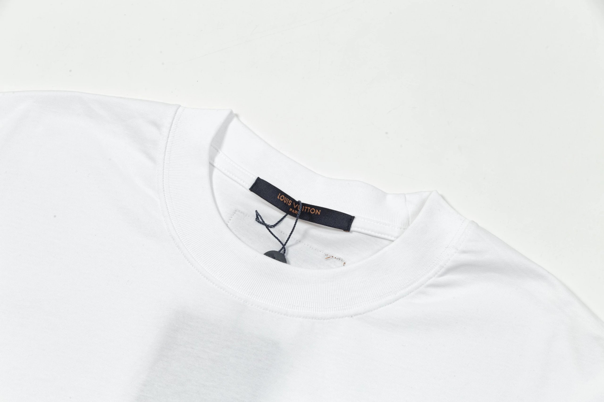 Embroidered Short Sleeve Shirt photo 5
