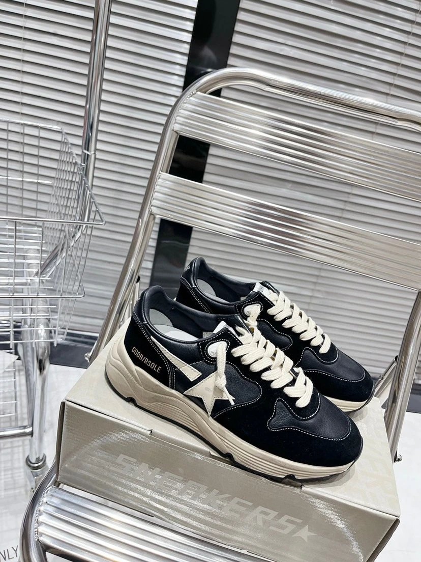 Sport Shoe photo 3