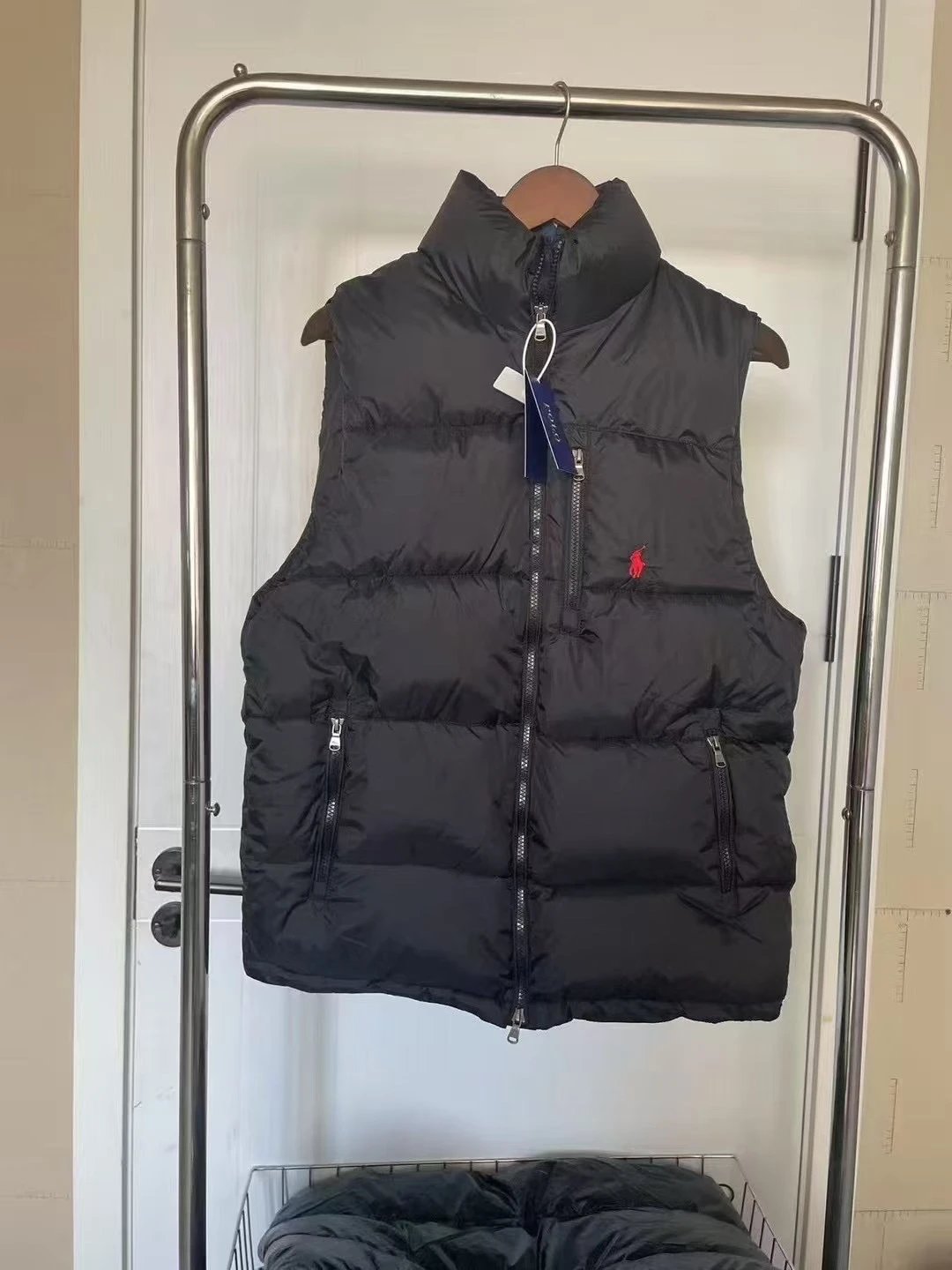 Vest men and women couple sleeveless undershirt with the same classic shoulders winter thickened warm coat