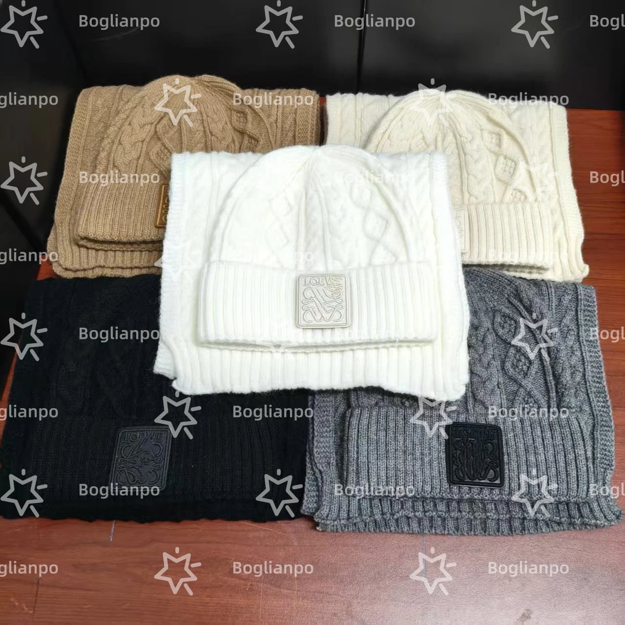 Loewe Beanie (5 Colorways)