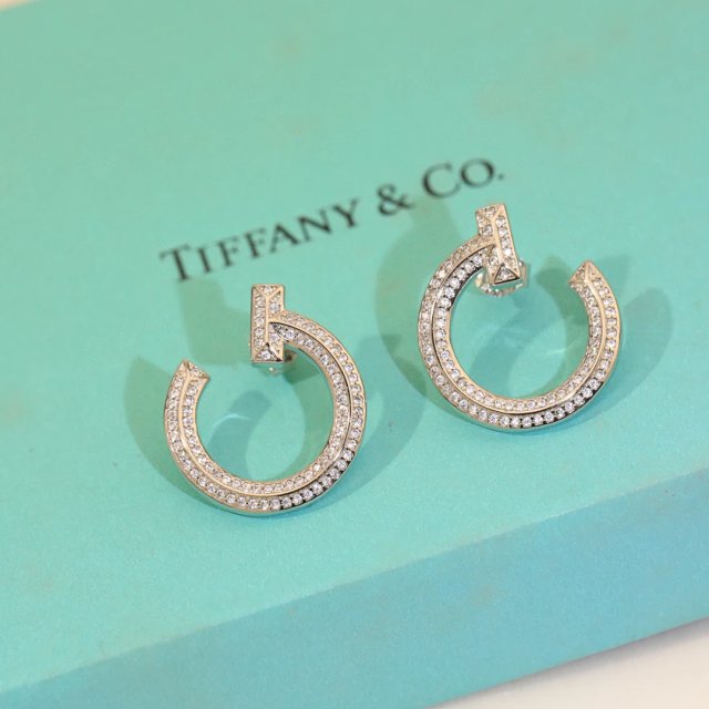 Tiffany & Co Earing: seller detail photo 3
