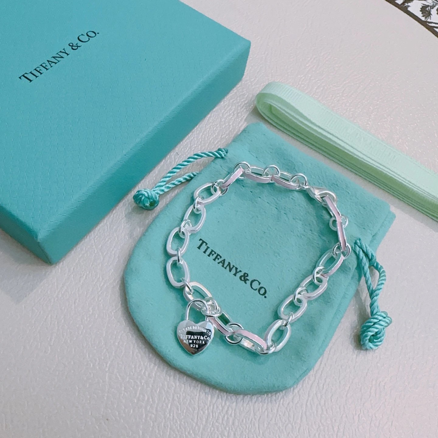 TIFFANY & CO. Earrings