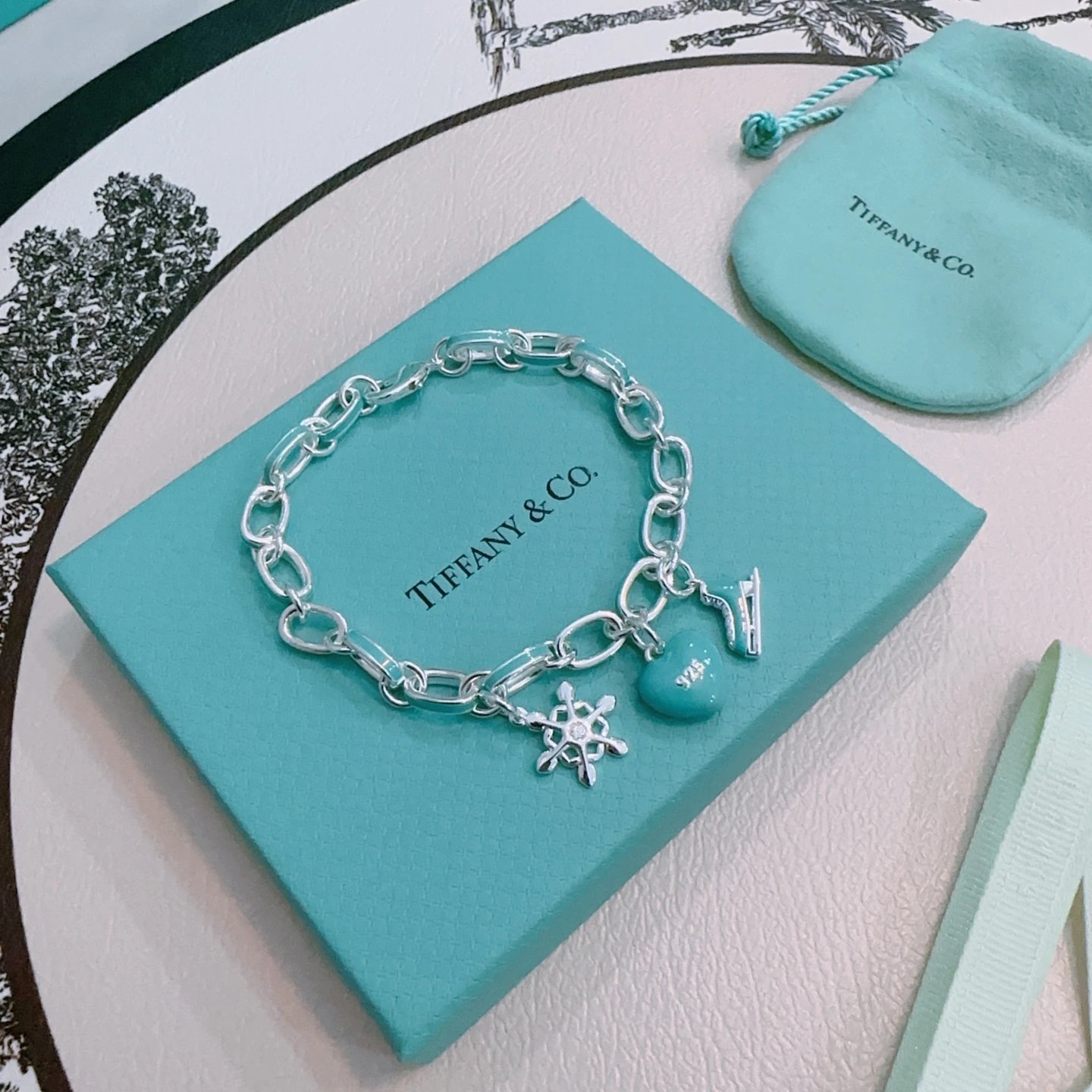 TIFFANY & CO. Earrings