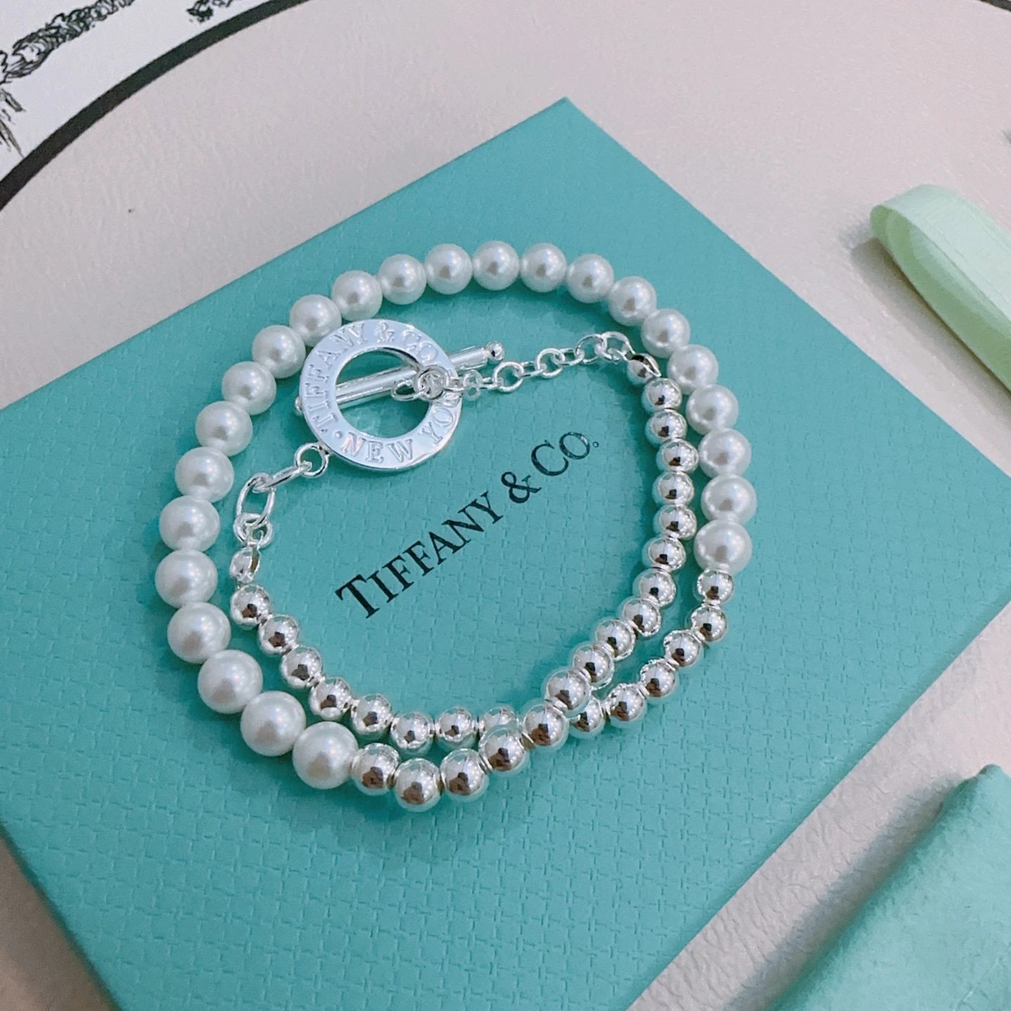 TIFFANY & CO. Earrings