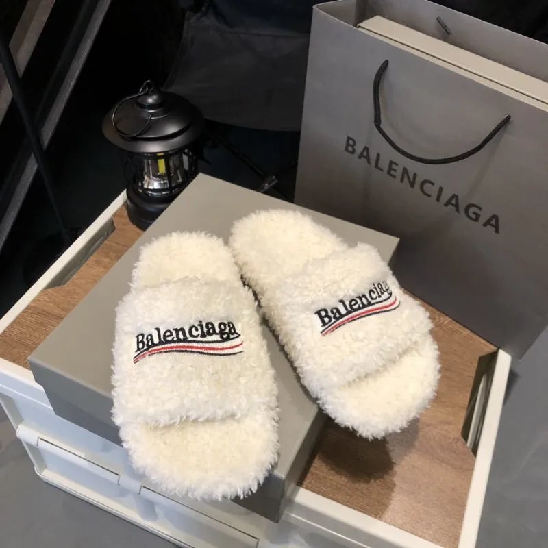 Balenciaga Furry Slides (10+ Colorways) foto 2
