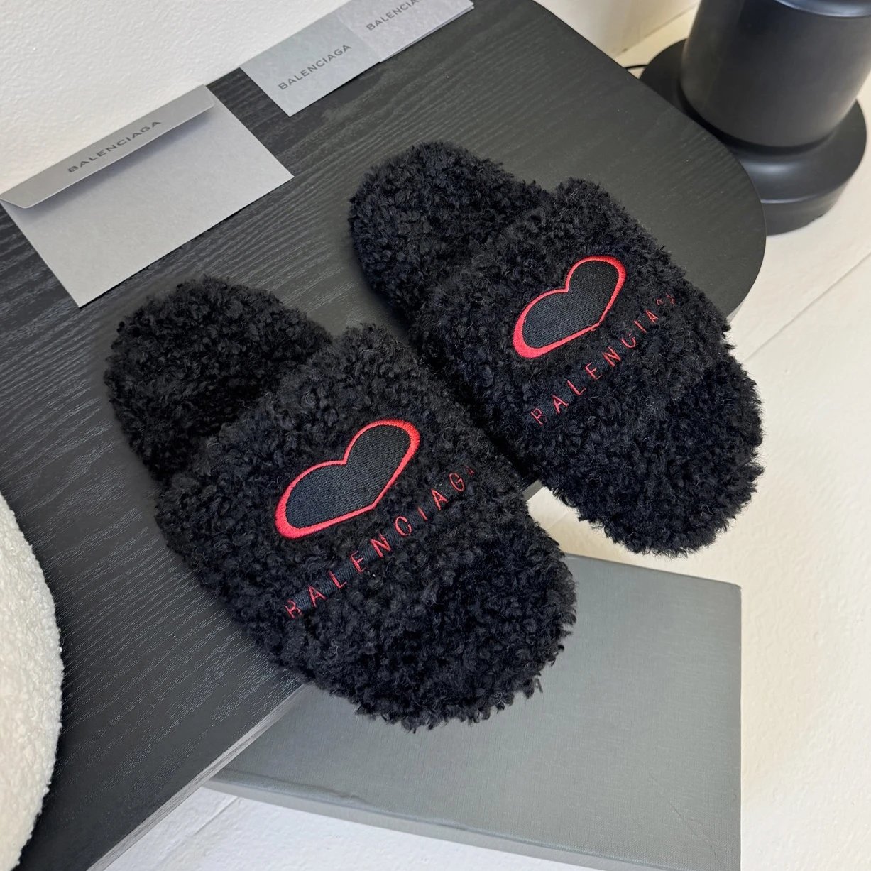 Heart Print Black