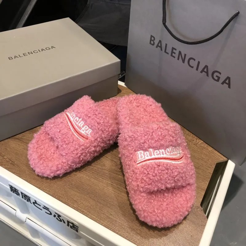 Balenciaga Furry Slides (10+ Colorways) foto 3