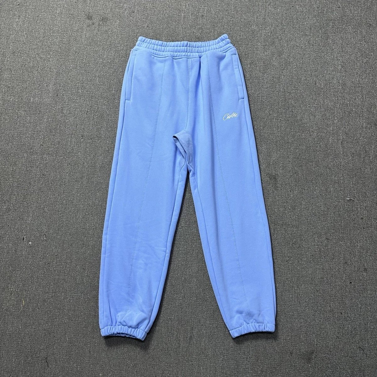 662 Blue