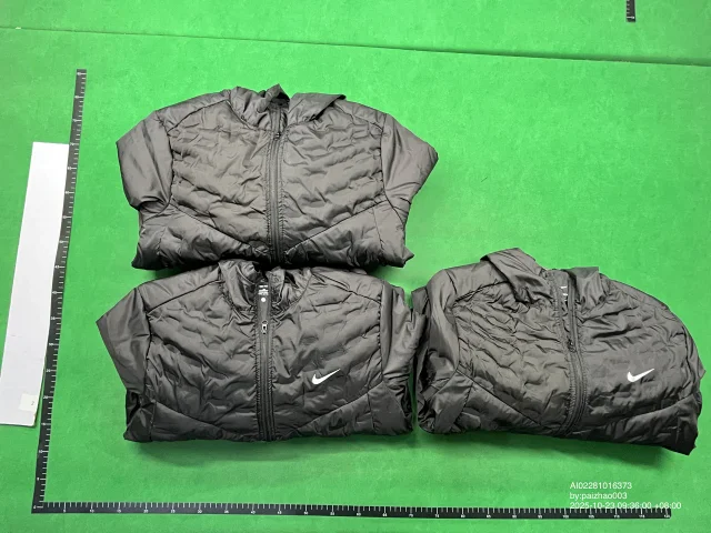 Nike Down Jackets Puffer product detail image 11
