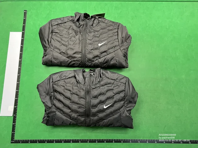 Nike Down Jackets Puffer product detail image 15