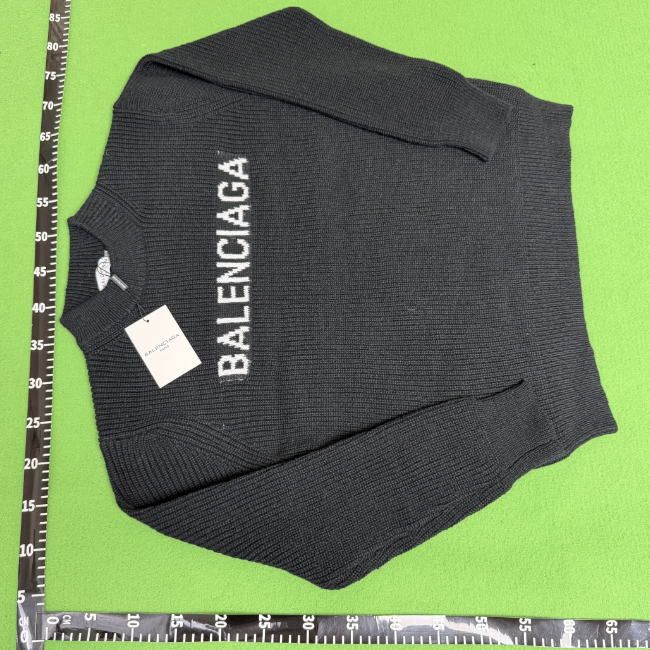 Balenciaga-Black Sweater