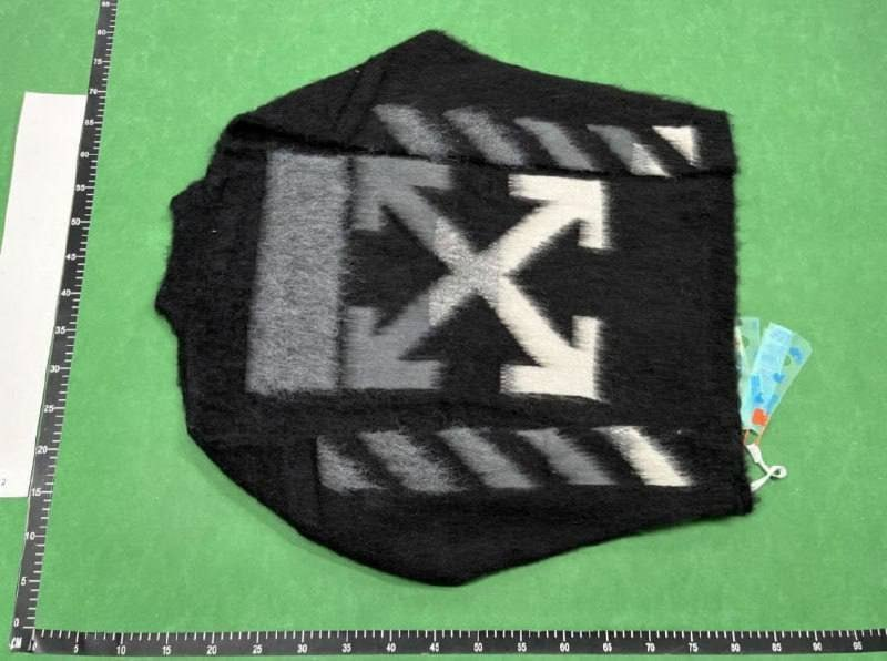 OFF-WHITE White-Black-White Arrow