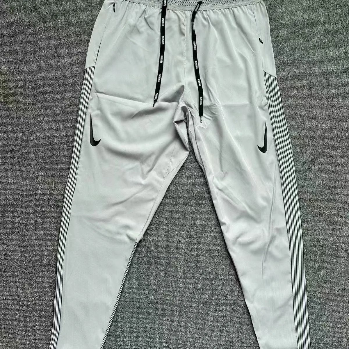NK white quick drying pants