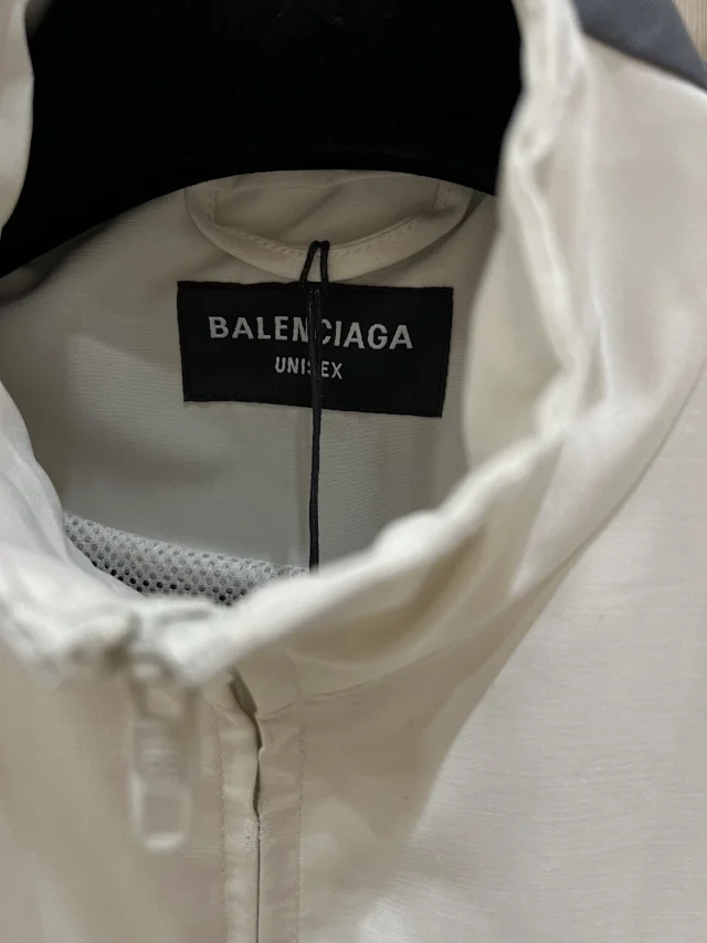Balenciaga Matching Sets Color-block zip-up track jacket and straight-leg pants set product detail image 6