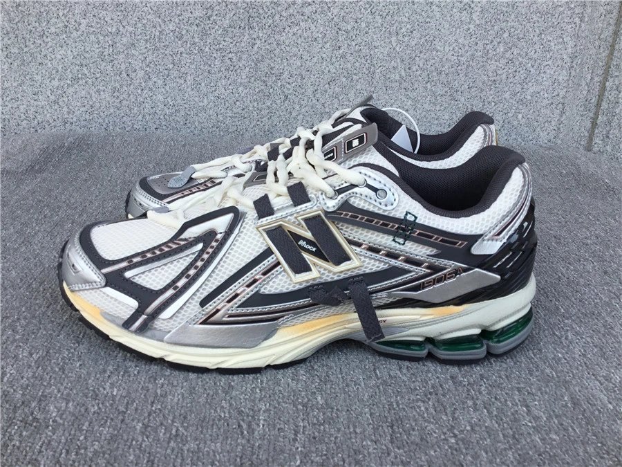 Retro Dad Style Casual Sneakers
