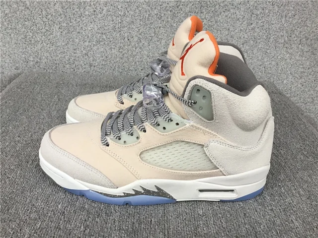 Jordan Sneakers Air 5 High-Top product detail image 3