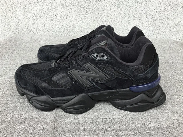New Balance Sneakers 9060 product detail image 1