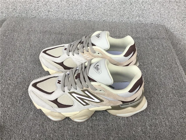 New Balance Sneakers 9060 product detail image 4