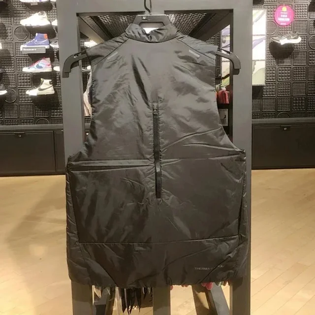 Nike Tracksuits Quarter-Zip Training Top and Zip-Hem Trousers Set product detail image 3