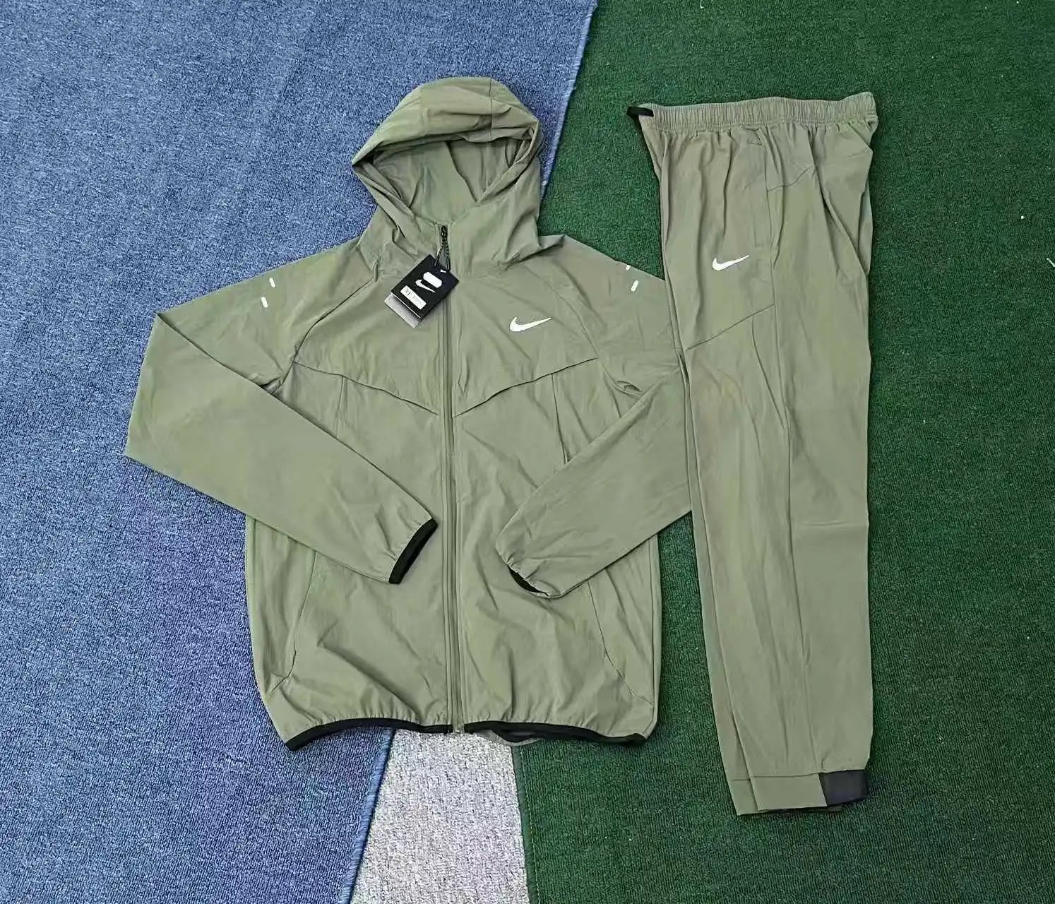 Nike Set 18 (Ships in 7-10 days)