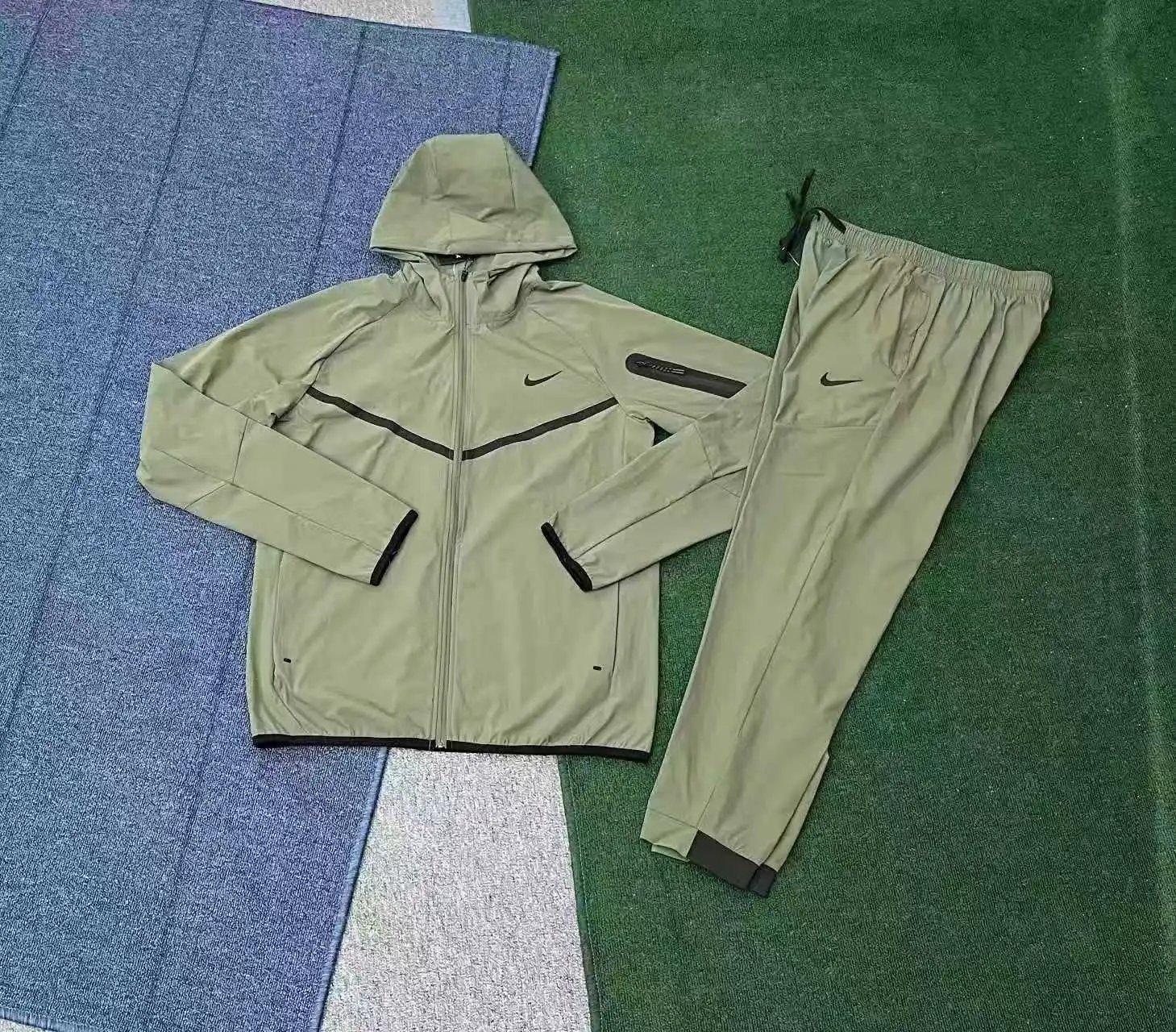 Nike Set 17