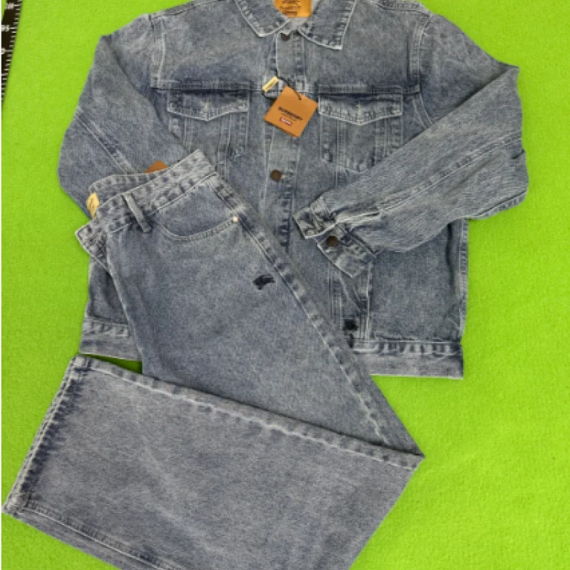 B战牛仔套装 战马小图标