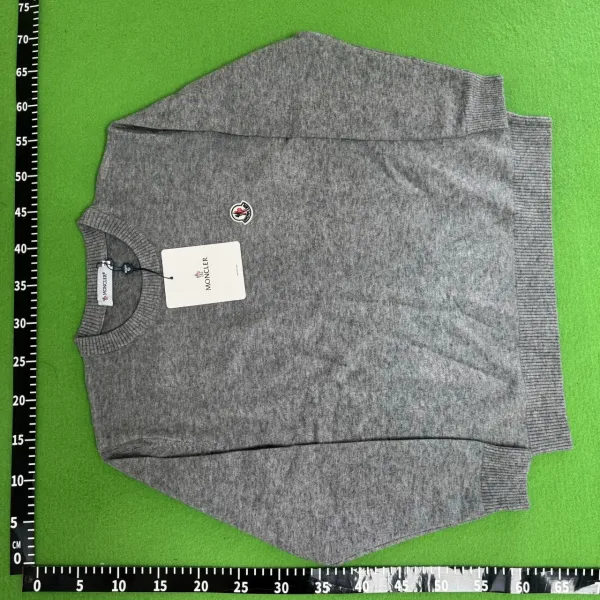 Moncler Logo Embroidered Crewneck Sweater White - 11
