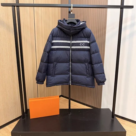 Fendi Down Jackets Hooded reversible FF-logo trim product detail image 2