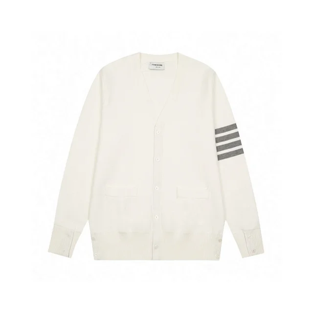 Thom Browne Knitwear V-neck four-bar stripe button cardigan product detail image 4