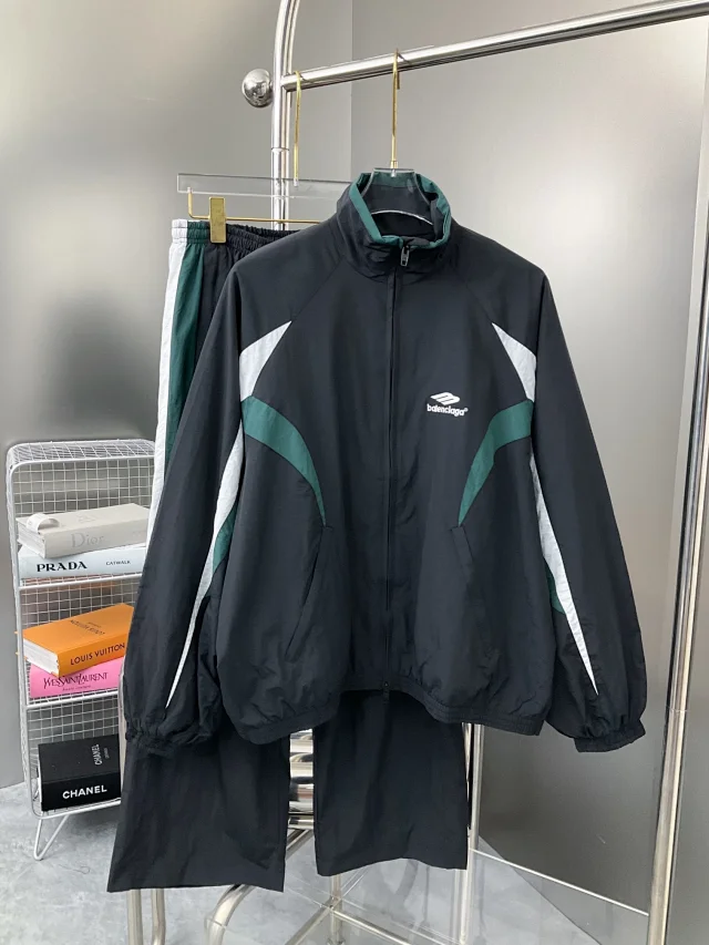 Prada Jackets Zip-Up Jacket product detail image 4