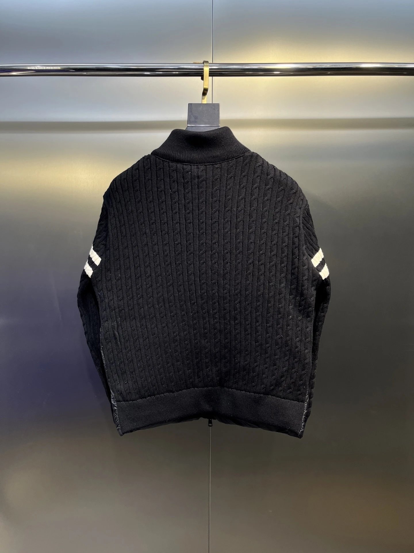 Moncler Down Jackets Quilted Jacket image 12
