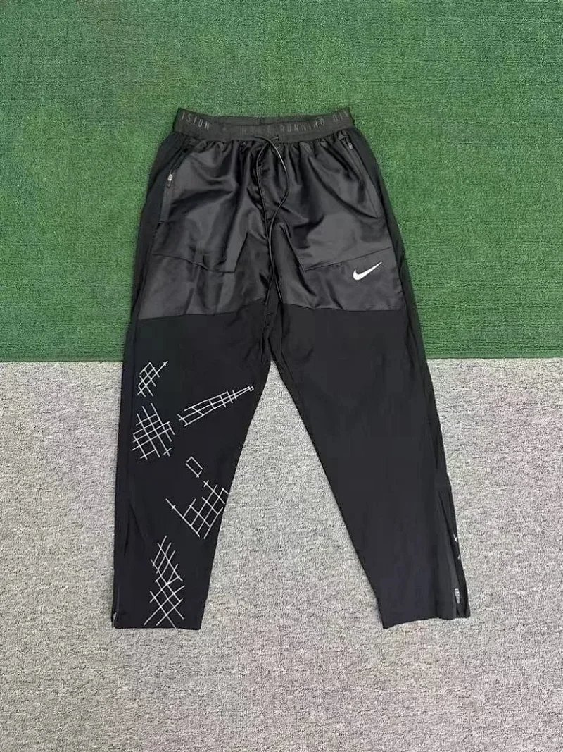 Nike Matching Sets Three-Piece Sportswear Set with Hooded Jacket, T-Shirt and Shorts — TOP cherry blossom pants